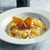 Risotto de Pesto com Crocante de Jamon e Tomates Amarelos